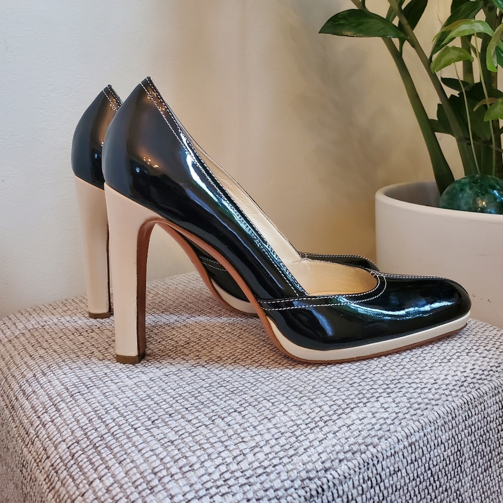 Miu Miu Black Patent Leather Round-Toe Pumps